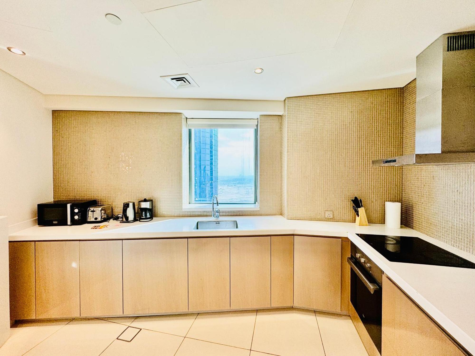 Luxe 3br , Paramount By Damac, Excellent Pool Dubai