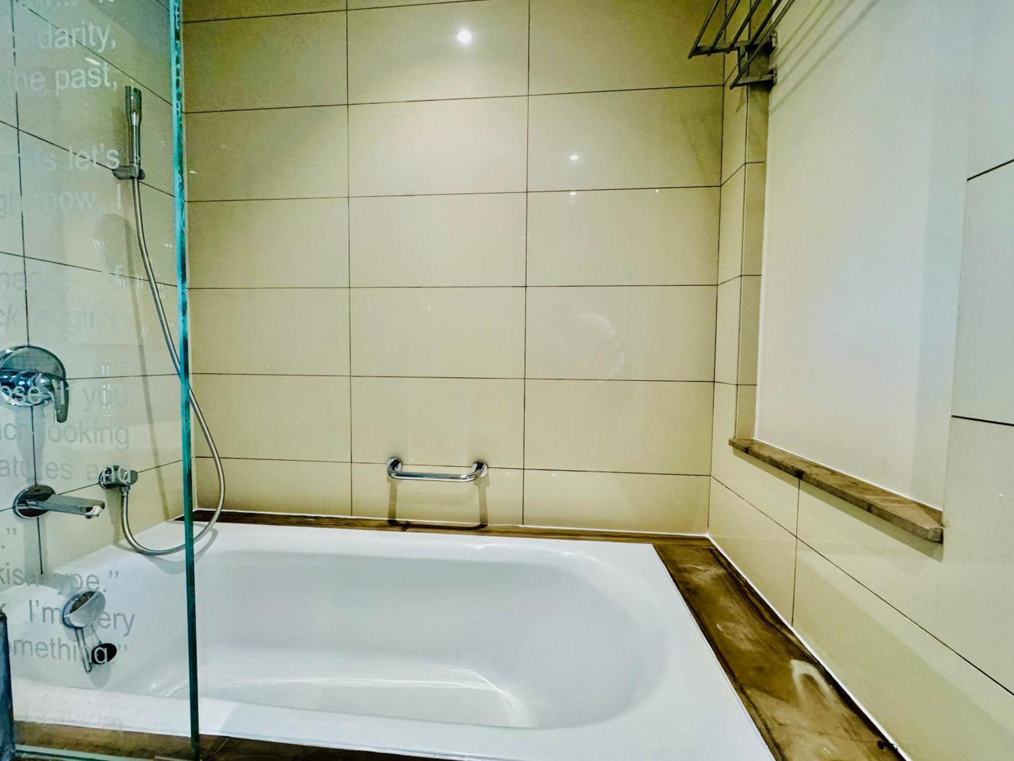 Luxe 3br , Paramount By Damac, Excellent Pool Apartment *